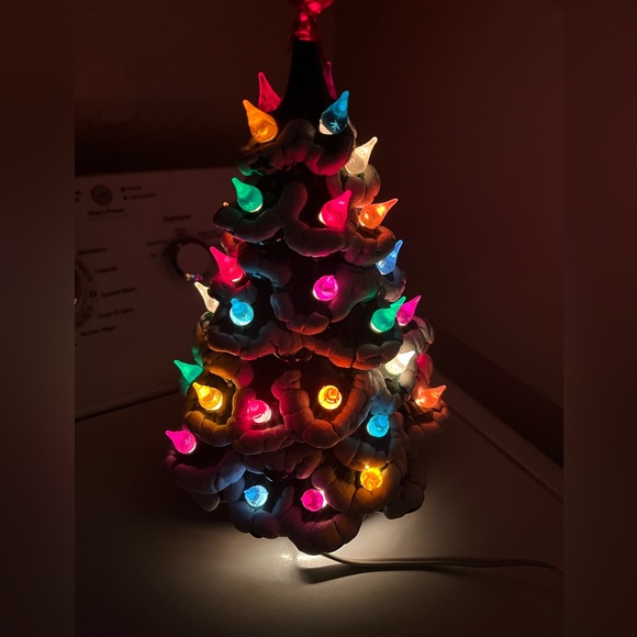 American Vintage Holiday Vintage Ceramic Lighted Christmas Tree